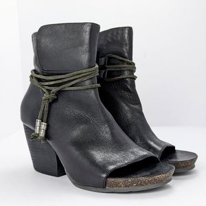 OTBT Vagabond Heeled Open Toe Booties, Black, Women's 9, Leather